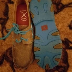 New boys twisted X shoes